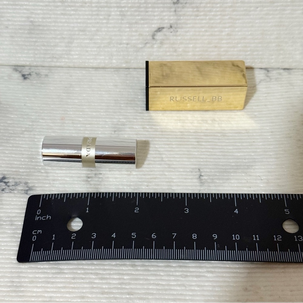 Prada Monochrome Lipstick B02 Quartz Nude Pink - Picture 7 of 8